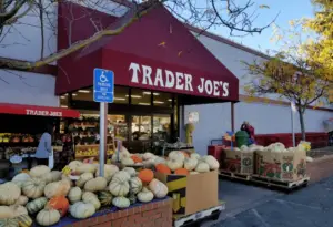 Does Trader Joe's Take Apple Pay? - See the Answer - Growing Savings
