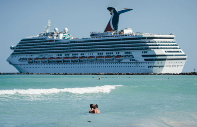 does carnival cruise line stock pay dividends
